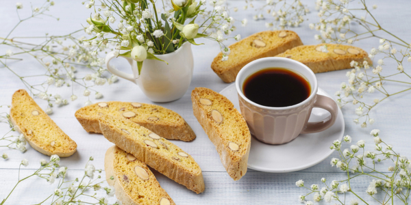 Italian tuscan traditional cookies cantuccini with almonds ,a cu Italian tuscan traditional cookies cantuccini with almonds ,a cu